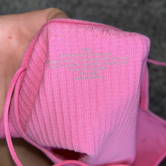 Pink Ribbed Crop Top Size Small - Picture 3 of 3
